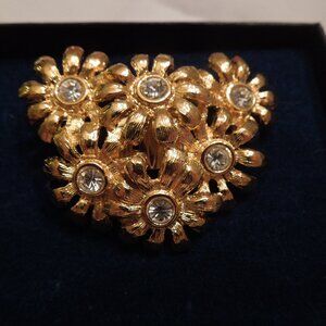 Vintage Gold Tone Floral Scarf Clip